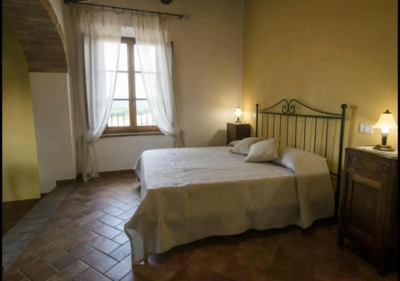 Casetta Della Pina Monticiano Farm stay